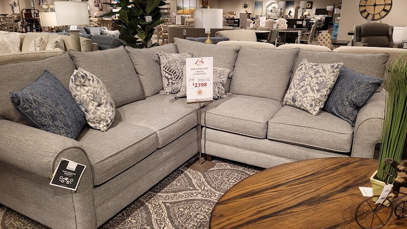 Bob Mills Furniture photo 3
