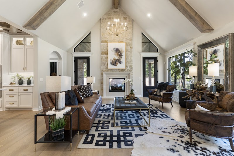 Louis Alan Design Gallery by The Refuge photo 3
