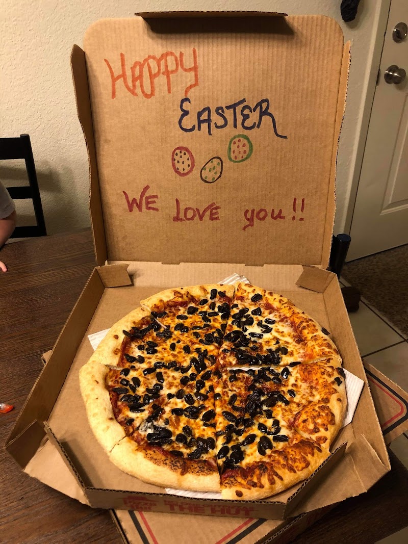 Pizza Hut photo 3