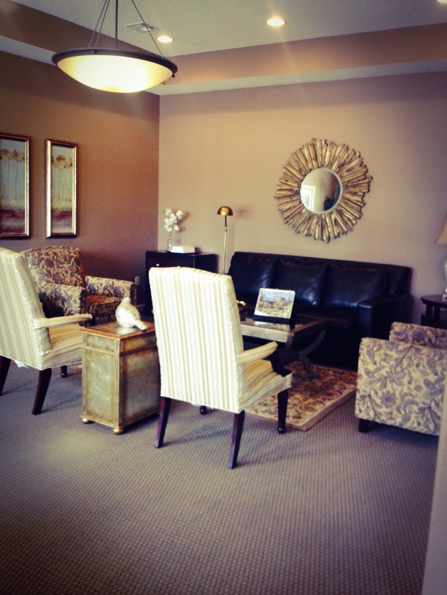 ROLLING MEADOWS APTS photo 3