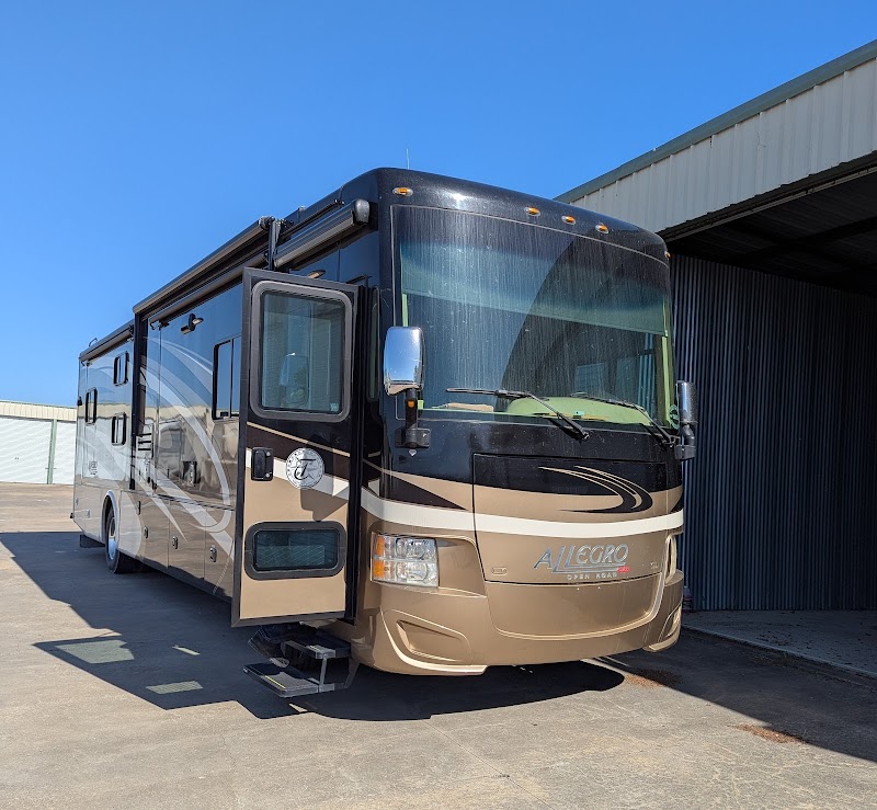 Wade's RV ServiceCenter photo 3